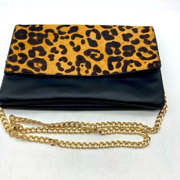 Madison West Cheetah Print Crossbody/Purse/Clutch - Picture 1 of 11